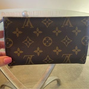 Louis Vuitton Monogram Bucket PM Pouch | Interior Cleaned